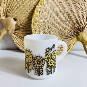 VINTAGE Hazel Atlas MOD FLOWER Coffee Mug Retro 1960s